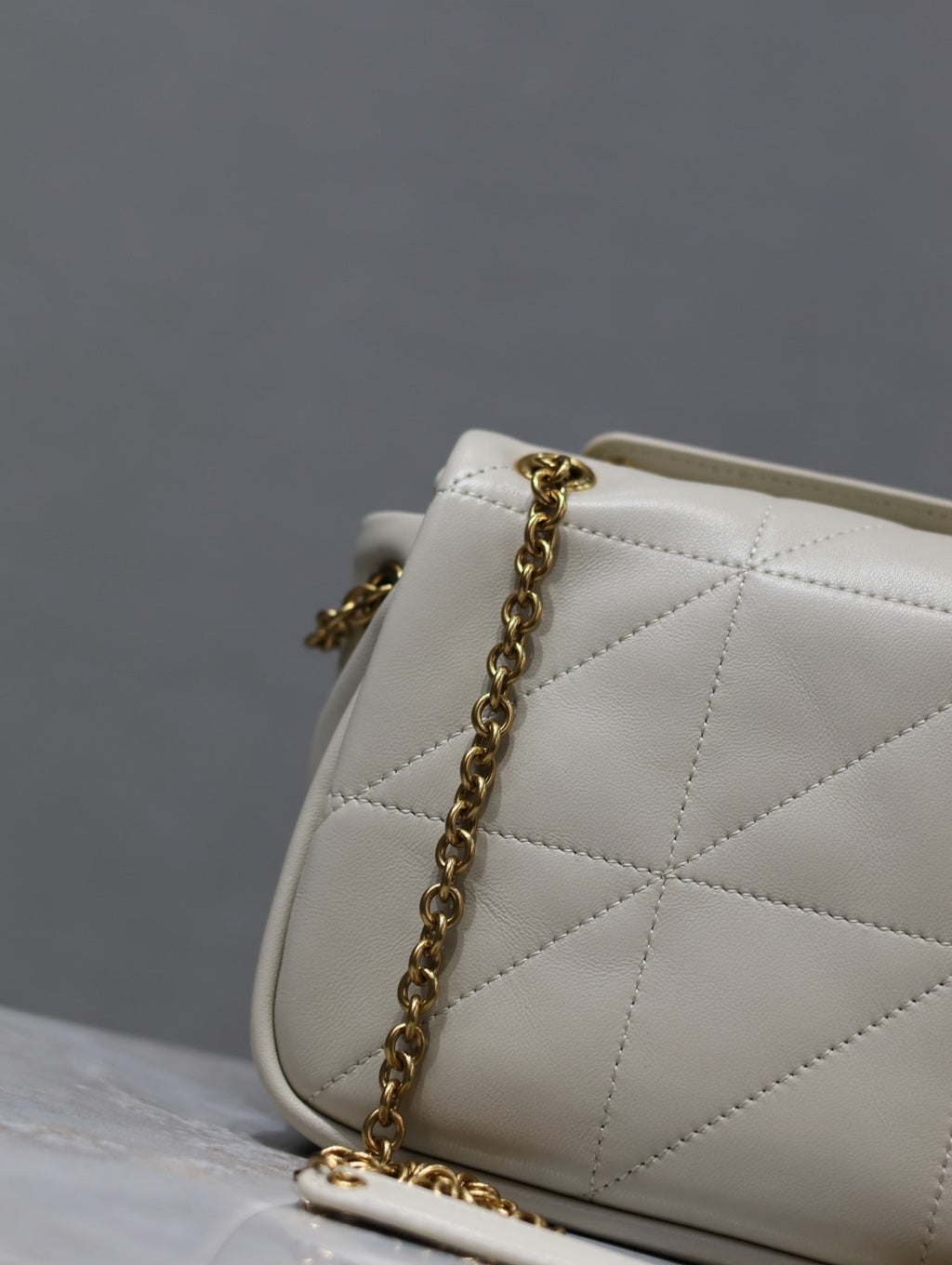 SAINT LAURENT YSL 25S JAMIE MINI 20 IN BLANC VINTAGE LAMBSKIN GOLD HARDWARE