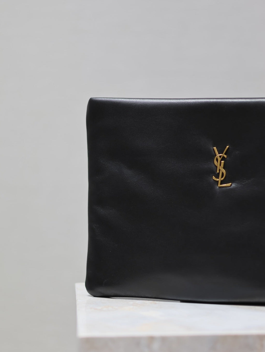 SAINT LAURENT CALYPSO LARGE POUCH 30 IN BLACK SMOOTH LAMBSKIN