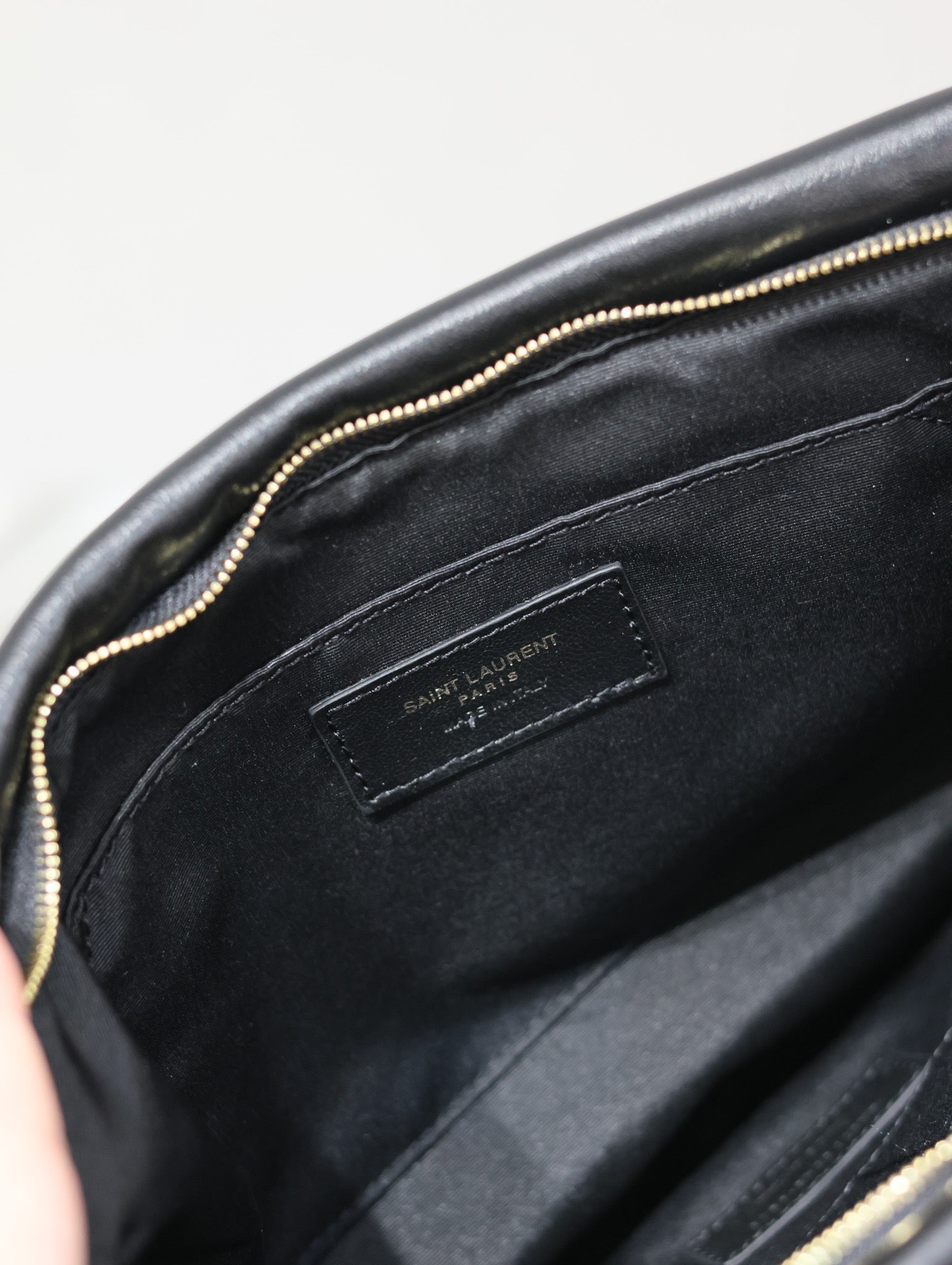 SAINT LAURENT CALYPSO LARGE POUCH 30 IN BLACK SMOOTH LAMBSKIN