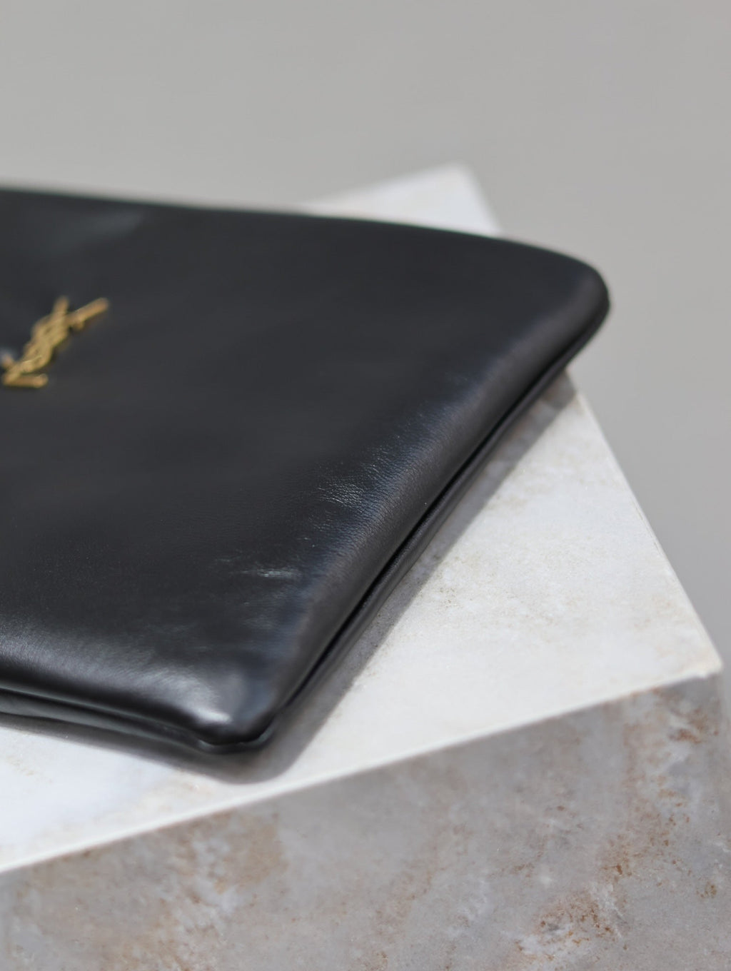 SAINT LAURENT CALYPSO LARGE POUCH 30 IN BLACK SMOOTH LAMBSKIN