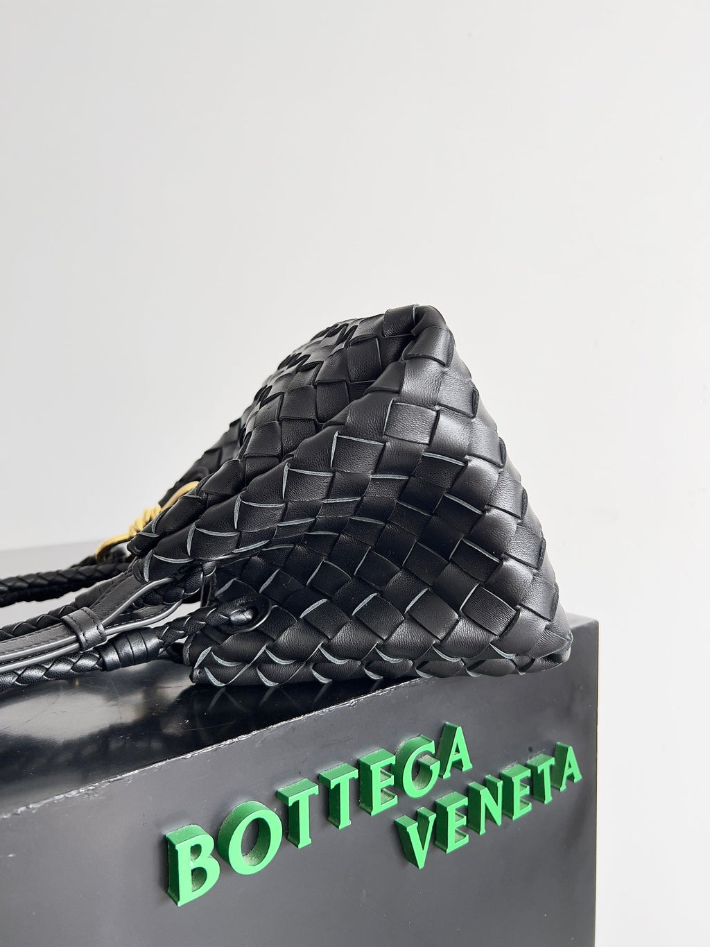 BOTTEGA VENETA BV Small Parachute 21 Black Lambskin Ghw