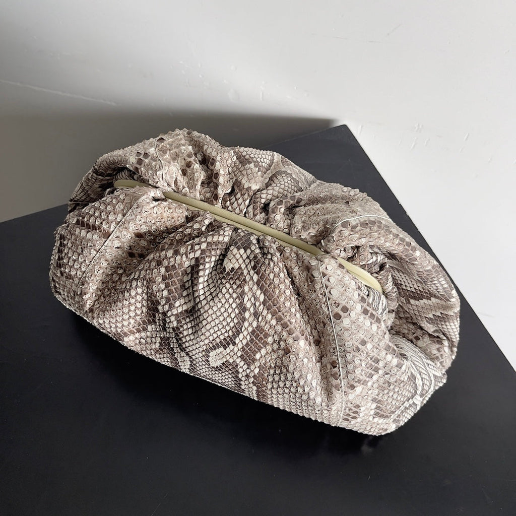 BOTTEGA VENETA POUCH CLUTCH 38 IN SNAKE PATTERN CALFSKIN