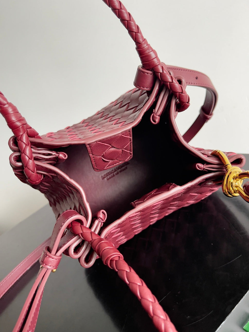 BOTTEGA VENETA BV Small Parachute 21 Burgundy Lambskin Ghw