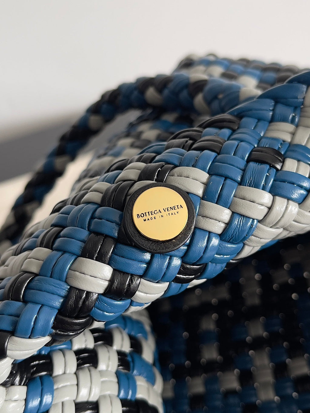 BOTTEGA VENETA TOSCA SHOULDER BAG 27 IN BLUE MIX BLACK AND WHITE LAMBSKIN