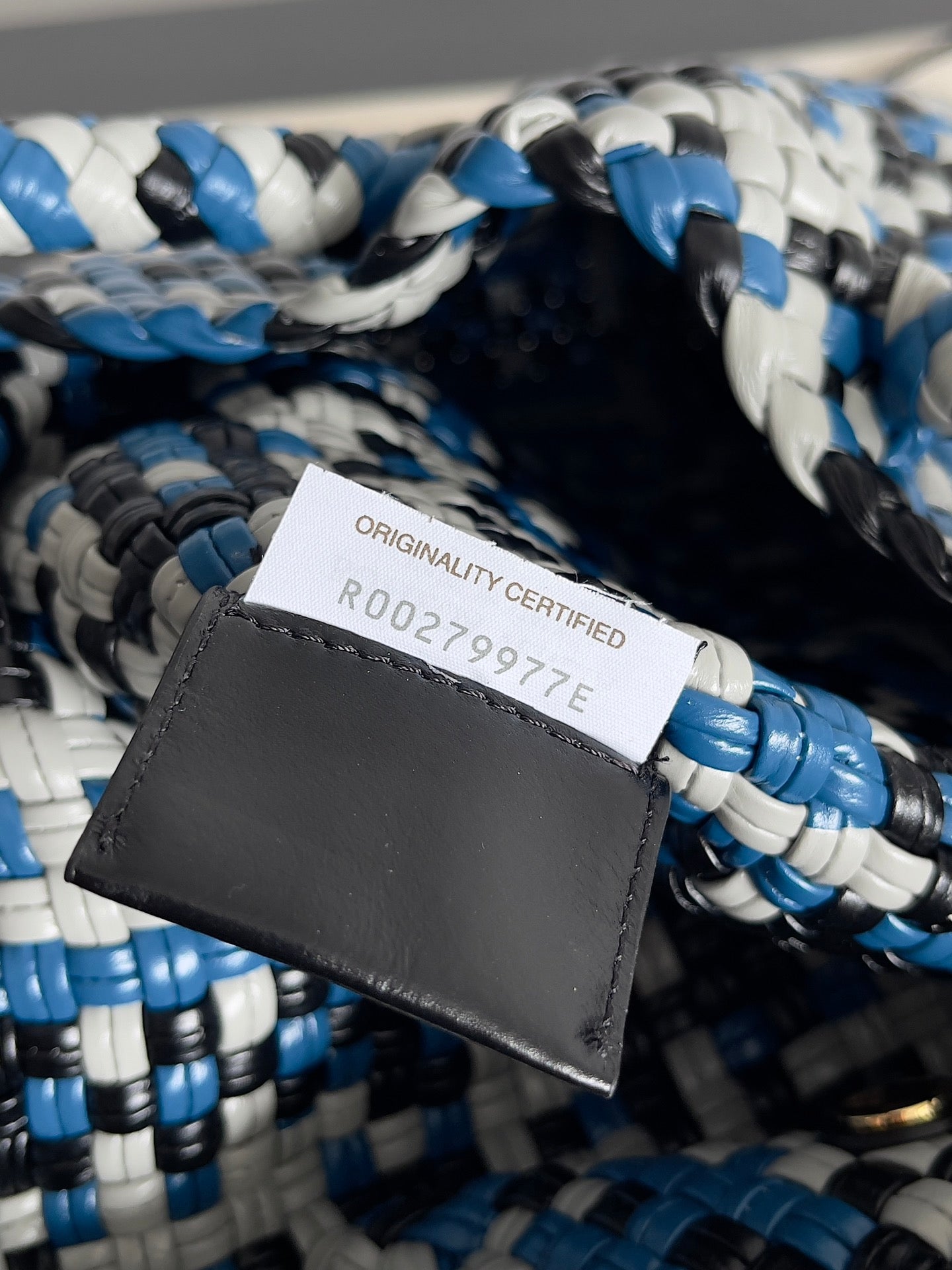BOTTEGA VENETA TOSCA SHOULDER BAG 27 IN BLUE MIX BLACK AND WHITE LAMBSKIN