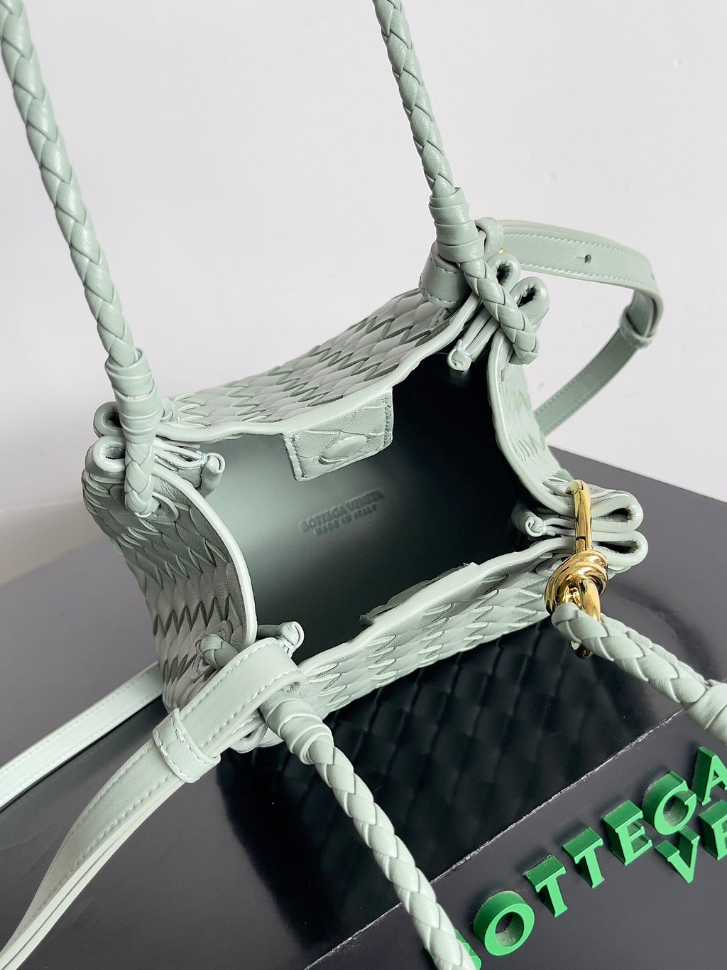 BOTTEGA VENETA BV Small Parachute 21 Seafoam Lambskin Ghw