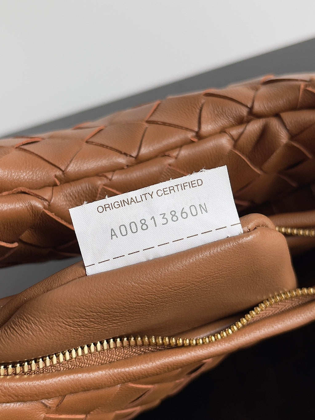 BOTTEGA VENETA SMALL GEMELLI 24 IN BRONZE BROWN LAMBSKIN