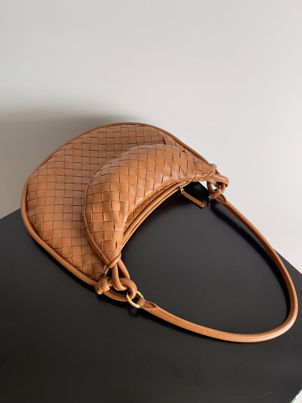 BOTTEGA VENETA MEDIUM GEMELLI SHOULDER BAG 36 IN BROWN LAMBSKIN