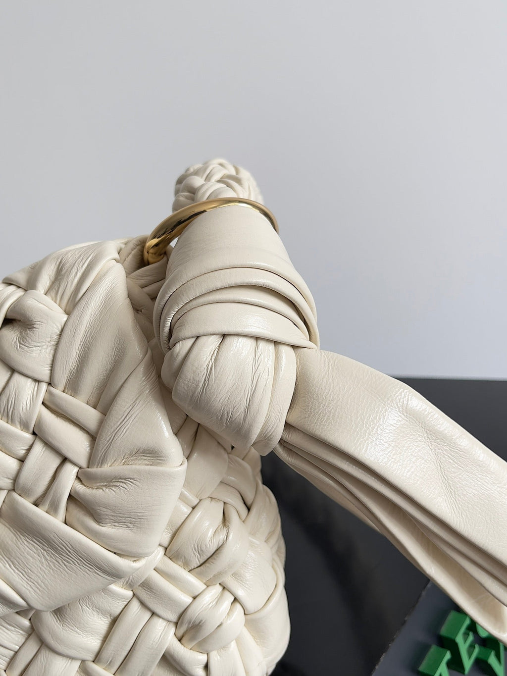 BOTTEGA VENETA KALIMERO CITTÀ 25 IN OFF WHITE CALFSKIN
