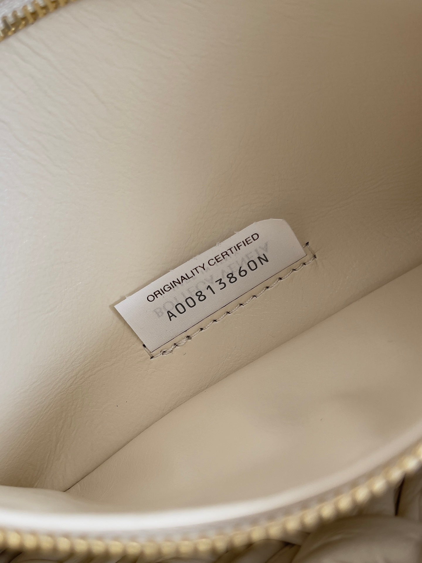 BOTTEGA VENETA KALIMERO CITTÀ 25 IN OFF WHITE CALFSKIN