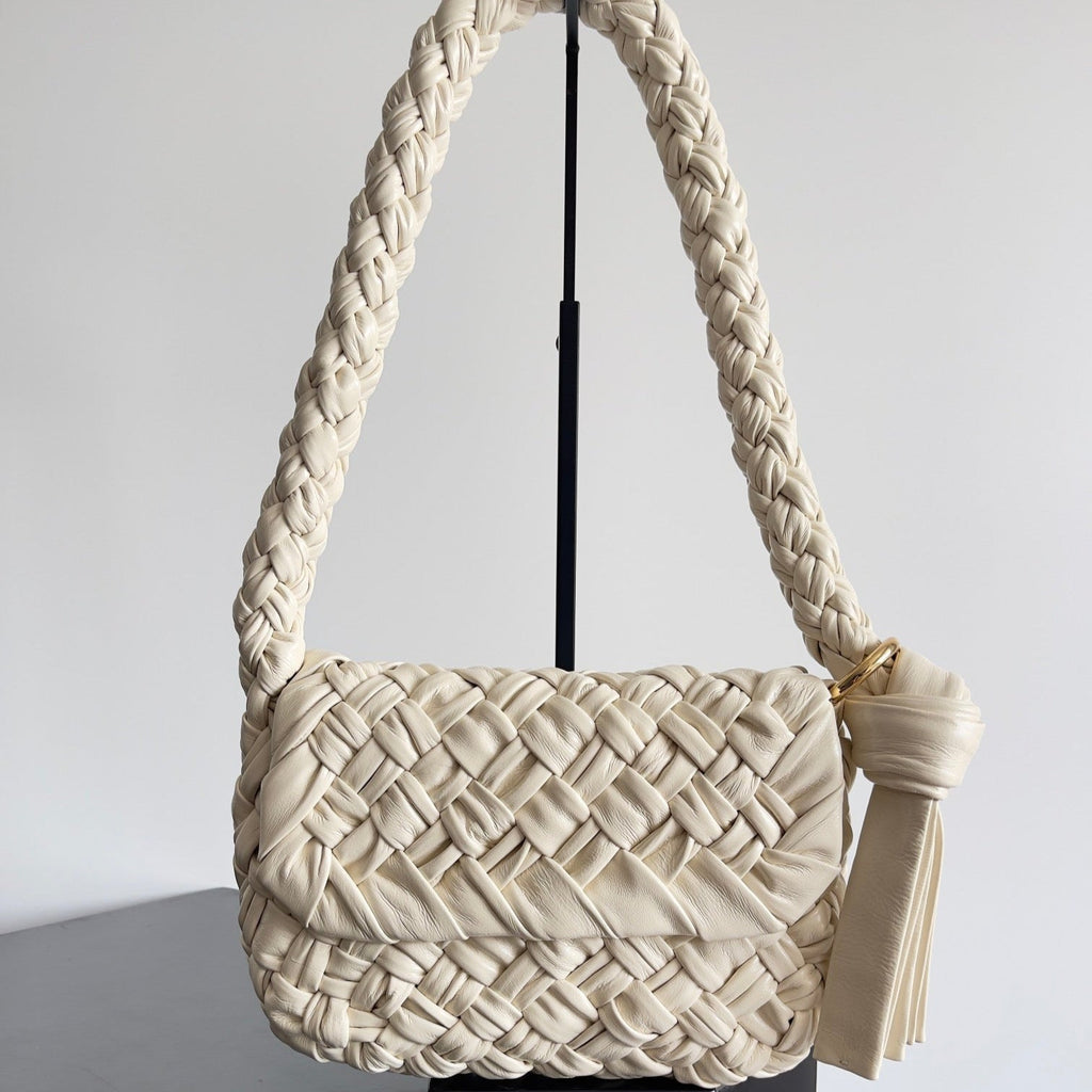 BOTTEGA VENETA KALIMERO CITTÀ 25 IN OFF WHITE CALFSKIN