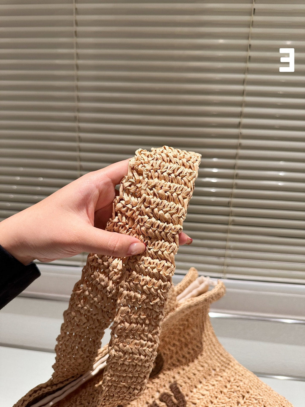 MIU MIU TOTE 38 BAG IN BEIGE BROWN STRAW WOVEN