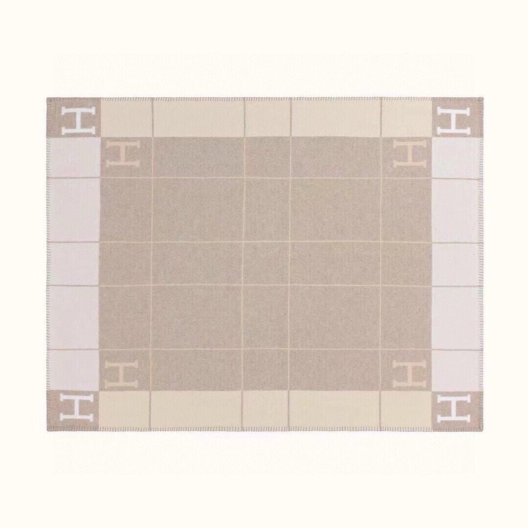 HERMES AVALON III THROW BLANKET 175 CM IN KHAKI BROWN WOOL AND CASERE 351745