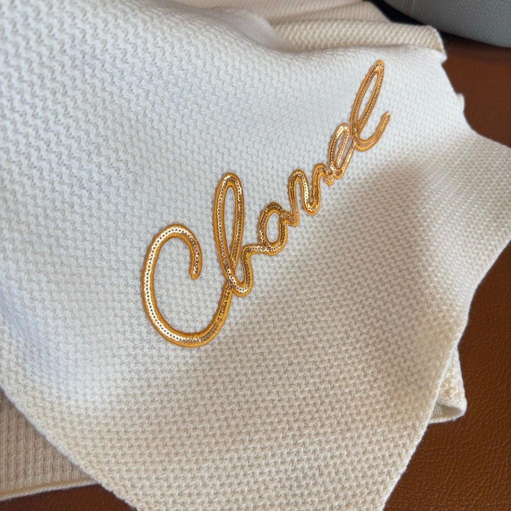 CHANEL 25S SCARF 180 IN CASHMERE 876131