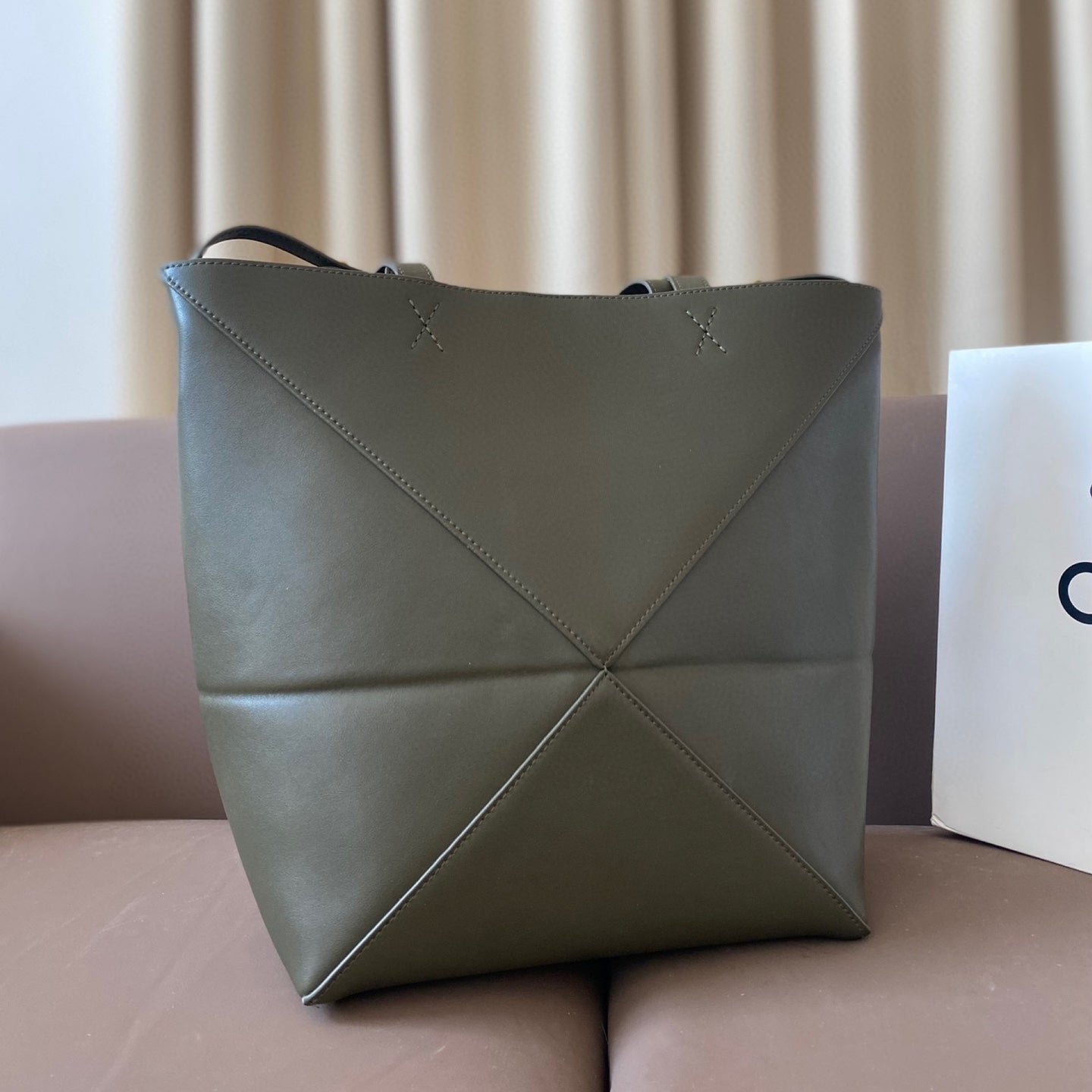 LOEWE LOE 32 MEDIUM PUZZLE FOLD TOTE IN DARK KHAKI GREEN SHINY CALFSKIN