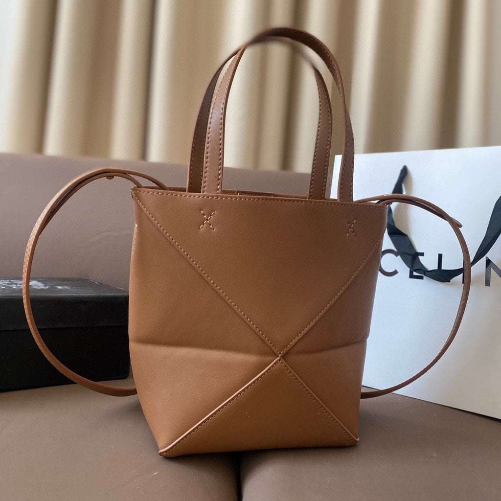 LOEWE LOE 21 PUZZLE FOLD TOTE IN WARM DESERT SHINY CALFSKIN