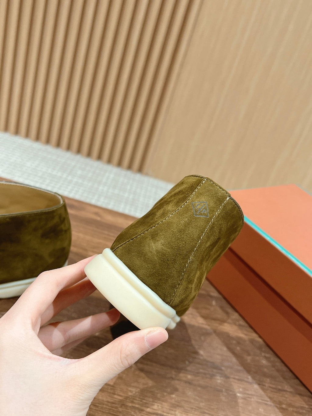 LP OPEN WALK LOAFERS BRIGHT OLIVE SUEDE