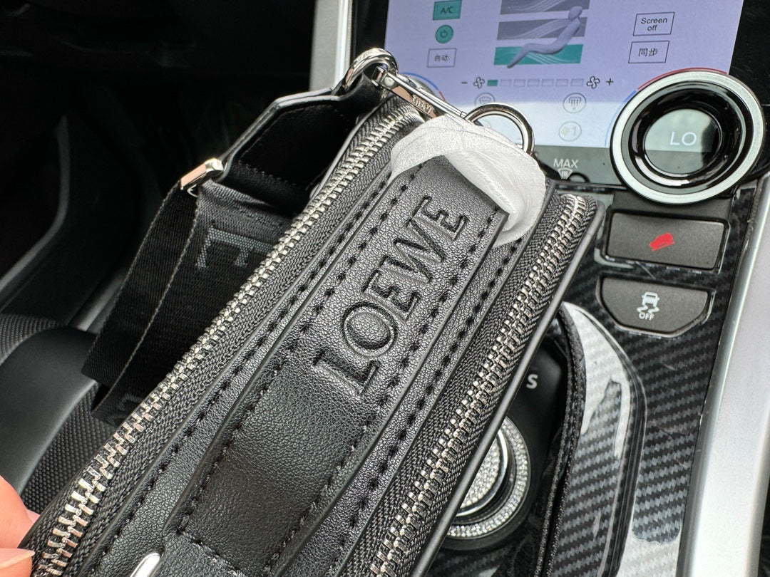 LOEWE LOE MINI 18 CAMERA CROSS BODY BAG IN BLACK CALFSKIN