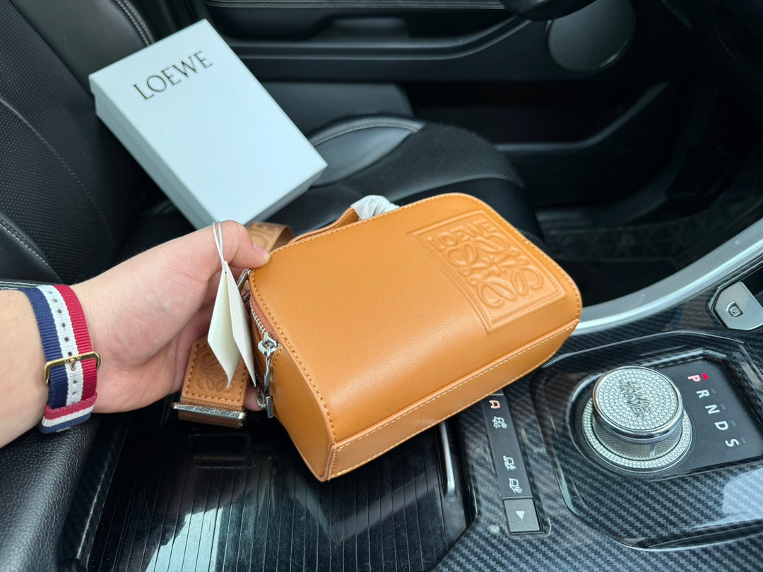 LOEWE LOE MINI 18 CAMERA CROSS BODY BAG IN WARM DESERT CALFSKIN