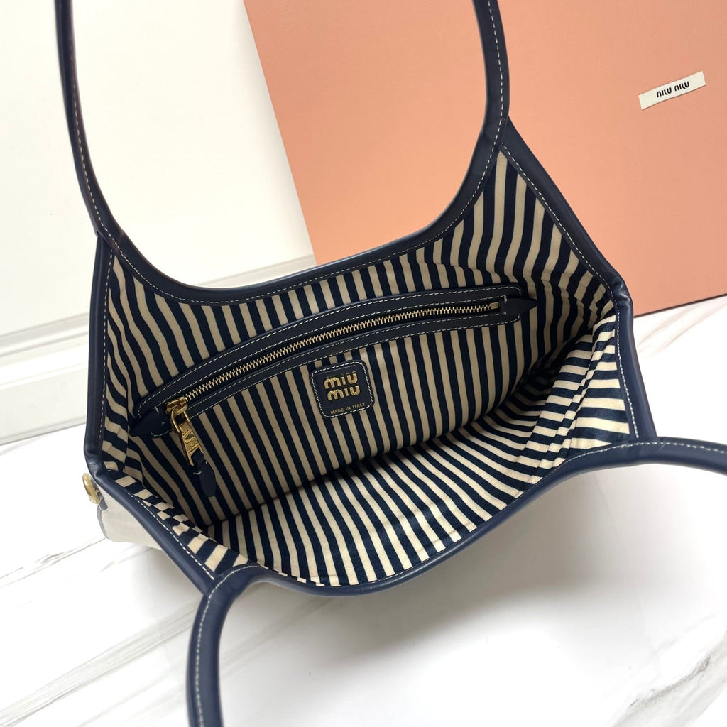 MIU MIU IVY TOTE BAG 40 IN WHITE CANVAS AND NAVY LEATHER TRIM