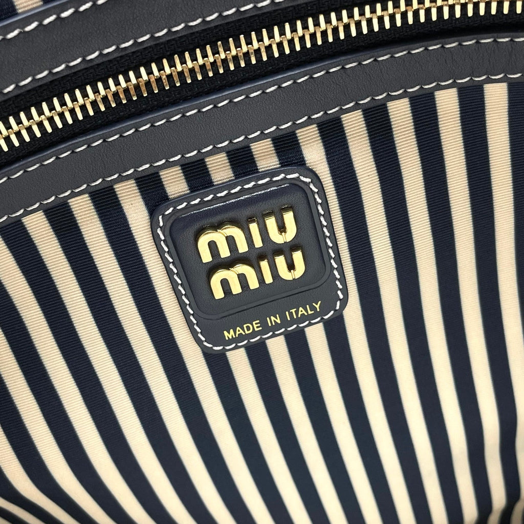 MIU MIU IVY TOTE BAG 40 IN WHITE CANVAS AND NAVY LEATHER TRIM