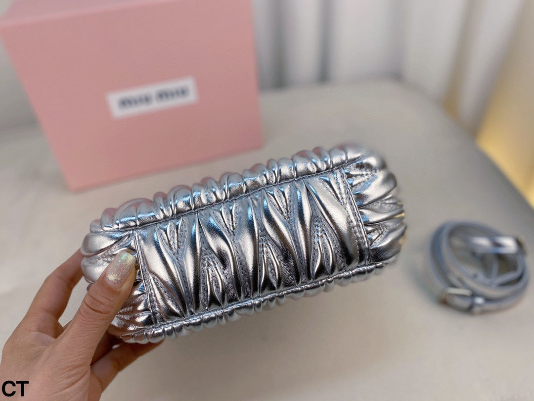 MIU MIU WANDER 22 BAG IN SILVER LAMBSKIN