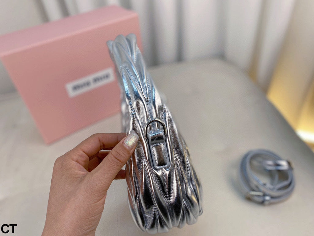 MIU MIU WANDER 22 BAG IN SILVER LAMBSKIN