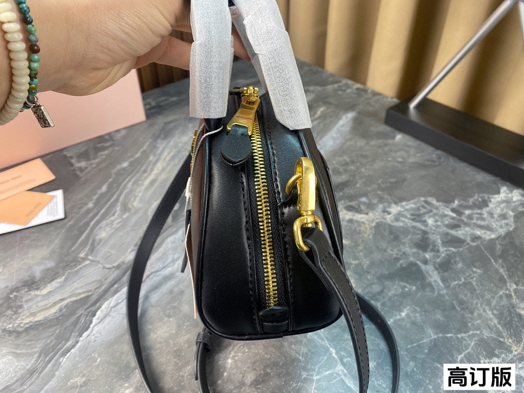 MIU MIU HALF - MOON BAG 18 IN BLACK CALFSKIN