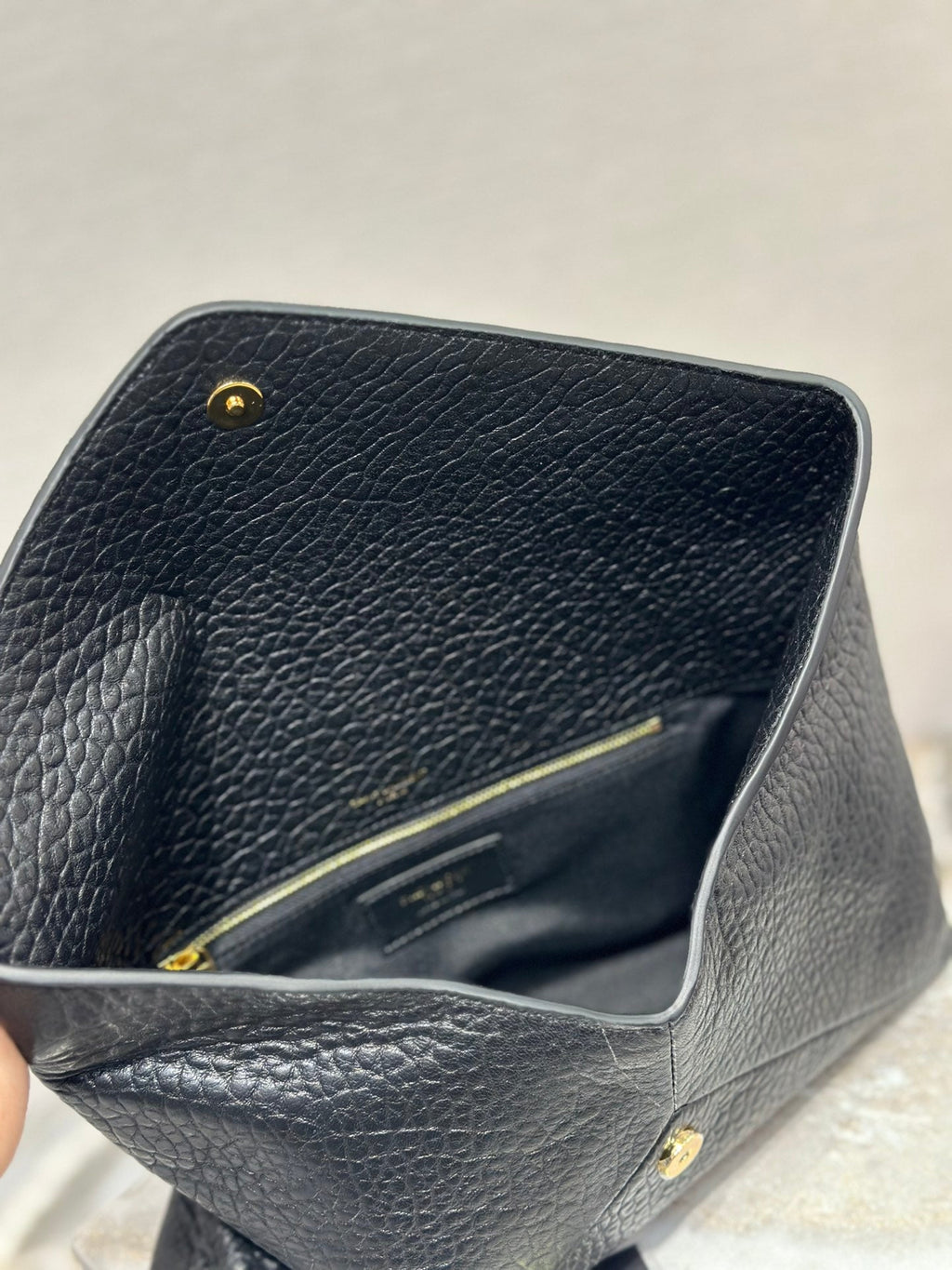 SAINT LAURENT ENVELOPE CLUTCH 29 IN BLACK LAMBSKIN COPPER LOGO
