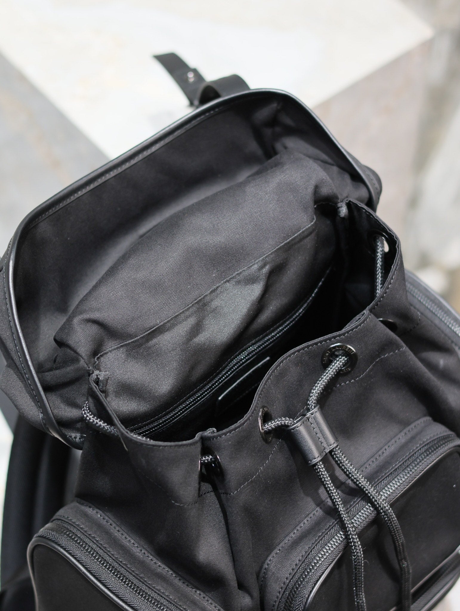 SAINT LAURENT CITY MULTI-POCKET BACKPACK 42 IN BLACK NYLON AND SMOOTH CALFSKIN