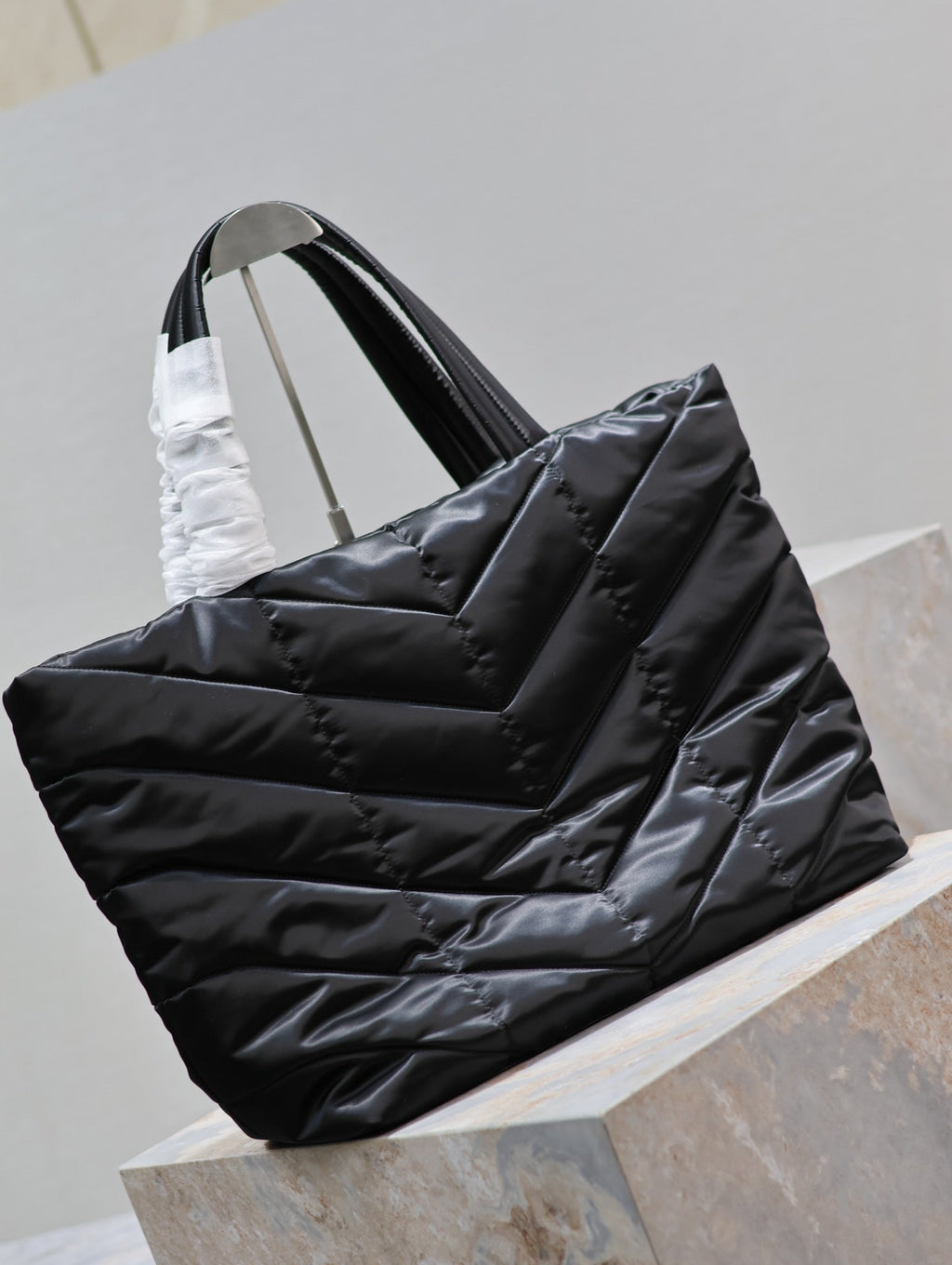SAINT LAURENT PUFFER LARGE TOTE BAG 57 IN BLACK SILK