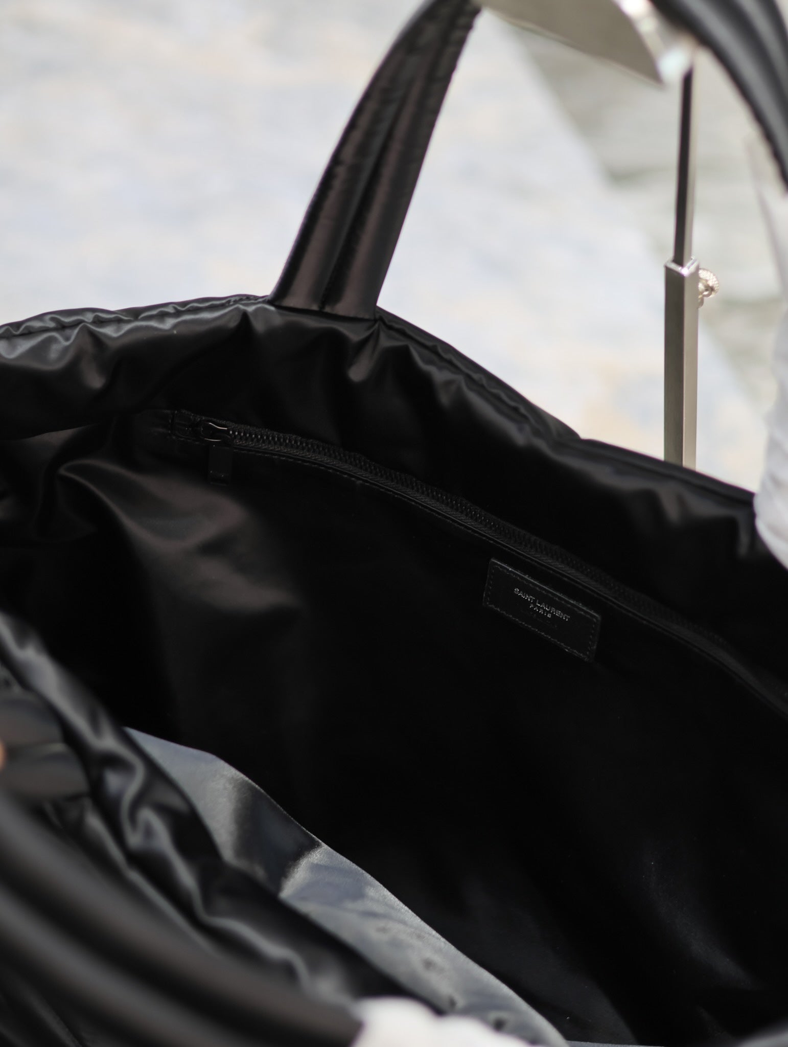 SAINT LAURENT PUFFER LARGE TOTE BAG 57 IN BLACK SILK