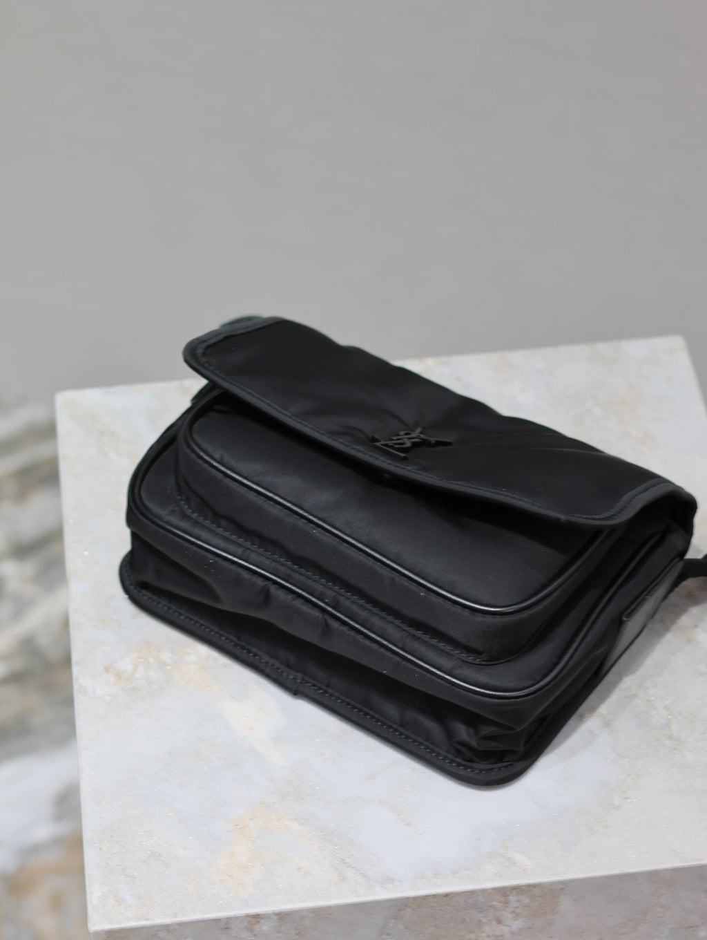 SAINT LAURENT NIKI BABY 22 IN BLACK NYLON