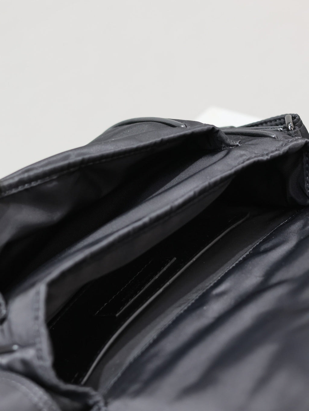 SAINT LAURENT NIKI BABY 22 IN BLACK NYLON