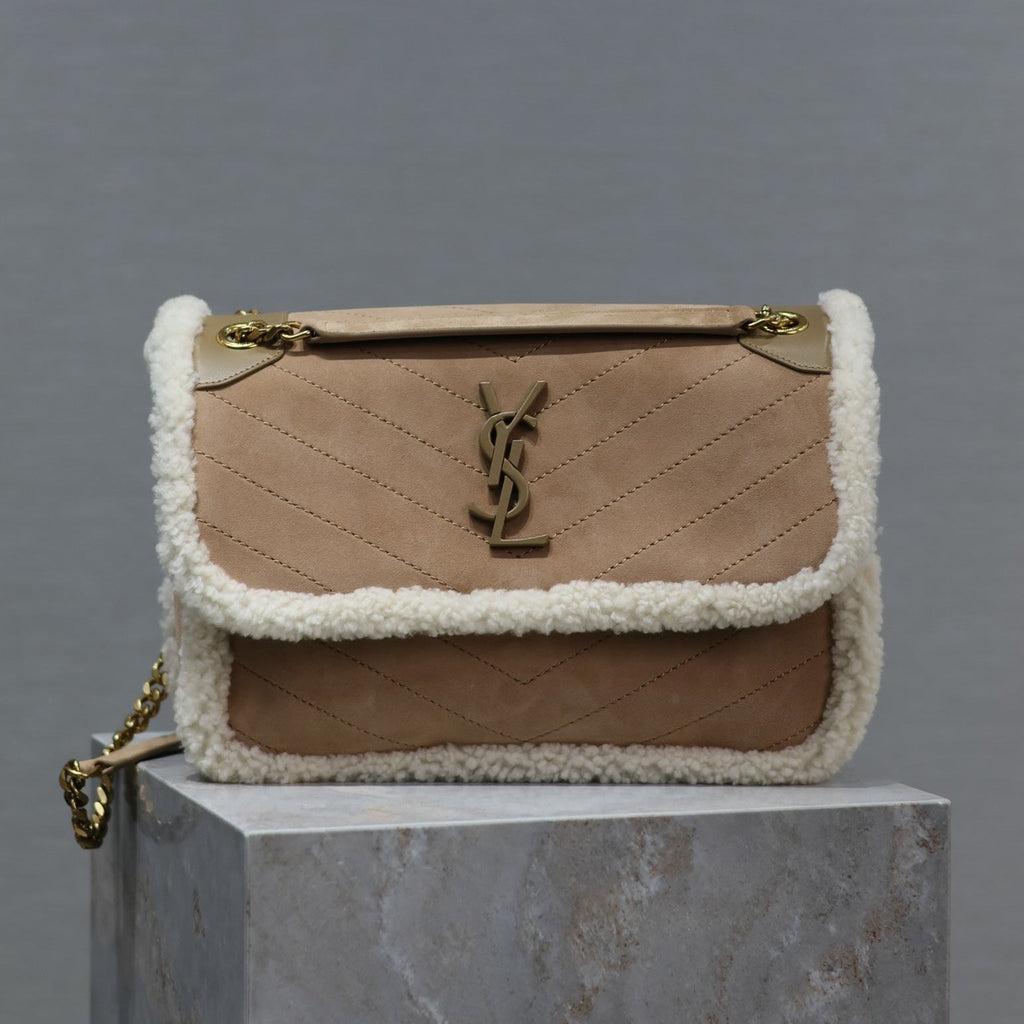 SAINT LAURENT NIKI MEDIUM 28 IN CAMEL SUEDE AND WHITE SHEARLING