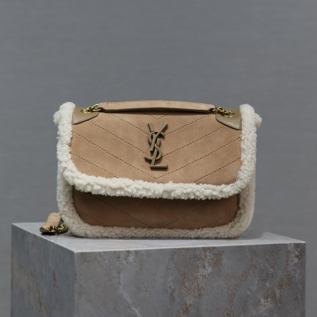SAINT LAURENT NIKI SMALL 22 IN CAMEL SUEDE AND WHITE SHEARLING