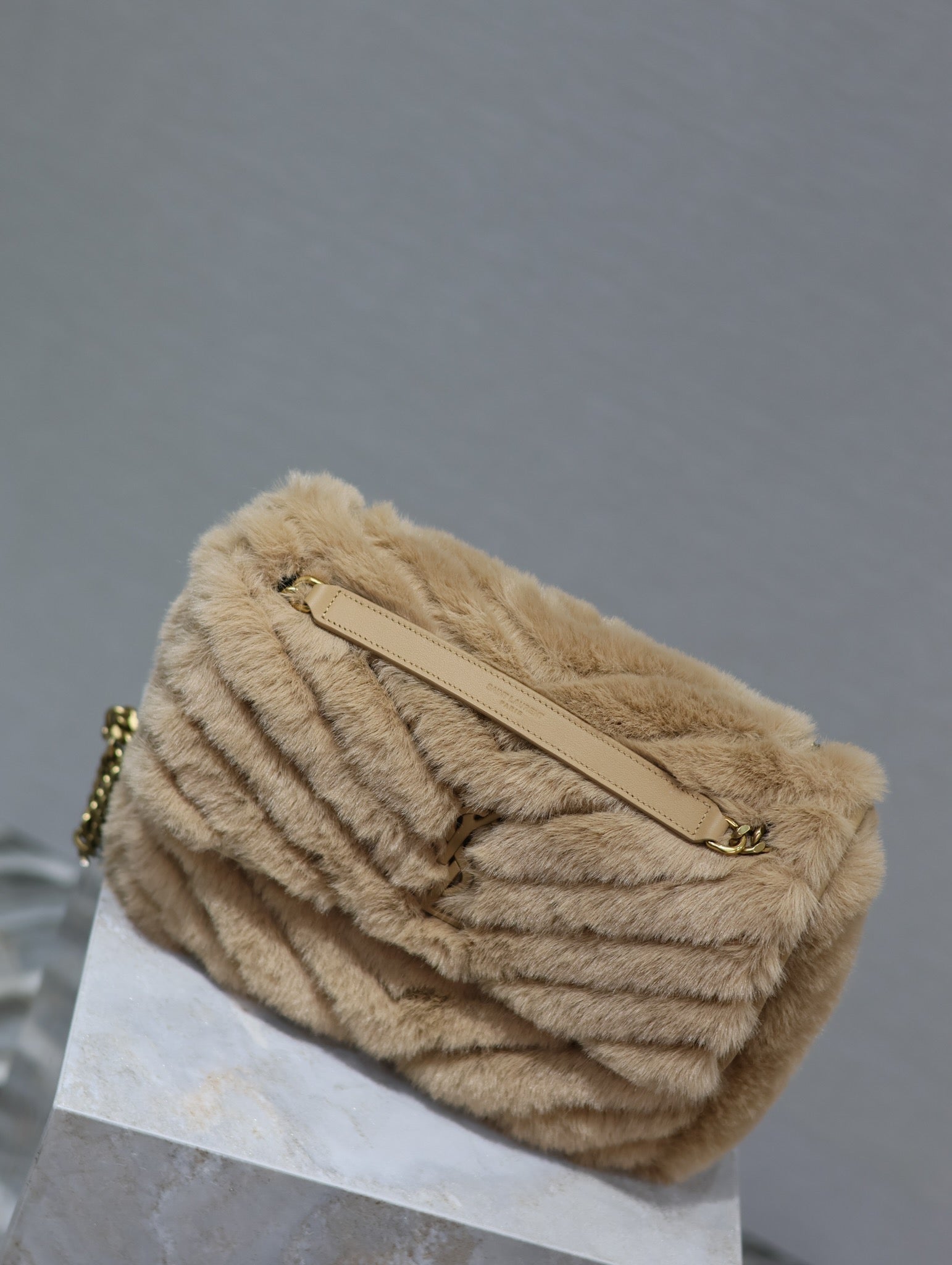 SAINT LAURENT NIKI MEDIUM 28 IN DARK BEIGE RABBIT FUR