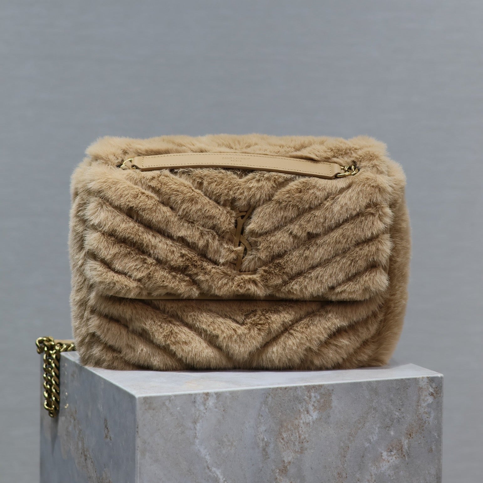 SAINT LAURENT NIKI MEDIUM 28 IN DARK BEIGE RABBIT FUR