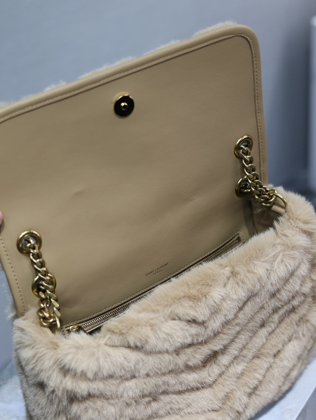 SAINT LAURENT NIKI MEDIUM 28 IN DARK BEIGE RABBIT FUR