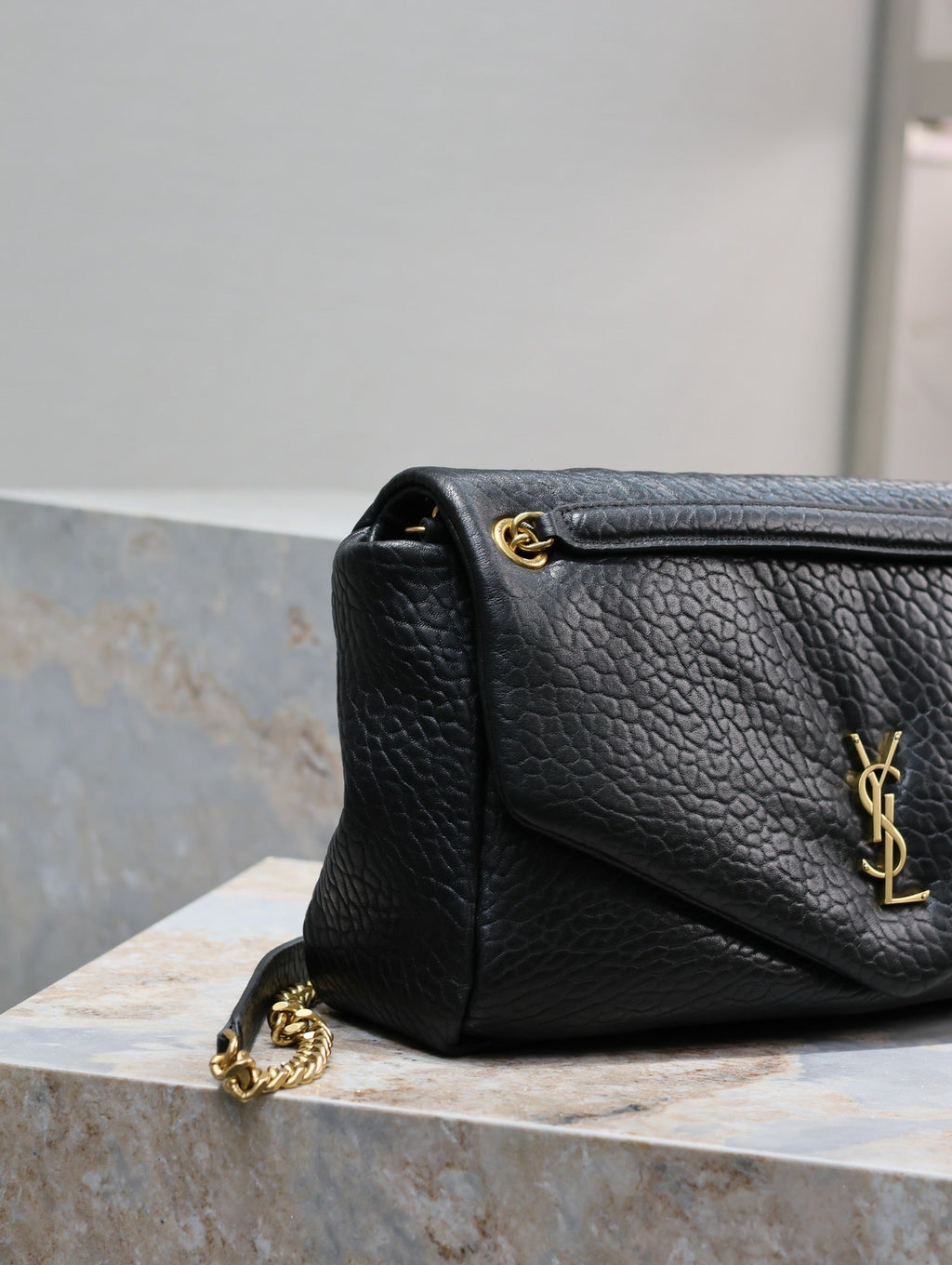 SAINT LAURENT CALYPSO BAG 35 IN BLACK LAMBSKIN GOLD HARDWARE
