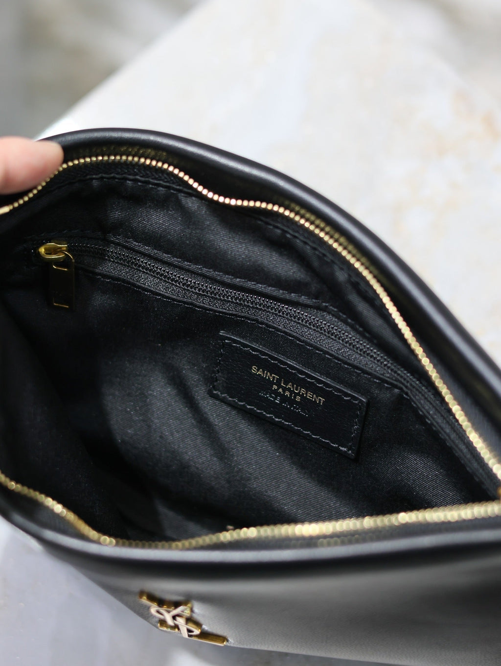 SAINT LAURENT CALYPSO SMALL POUCH 23 IN BLACK SMOOTH LAMBSKIN