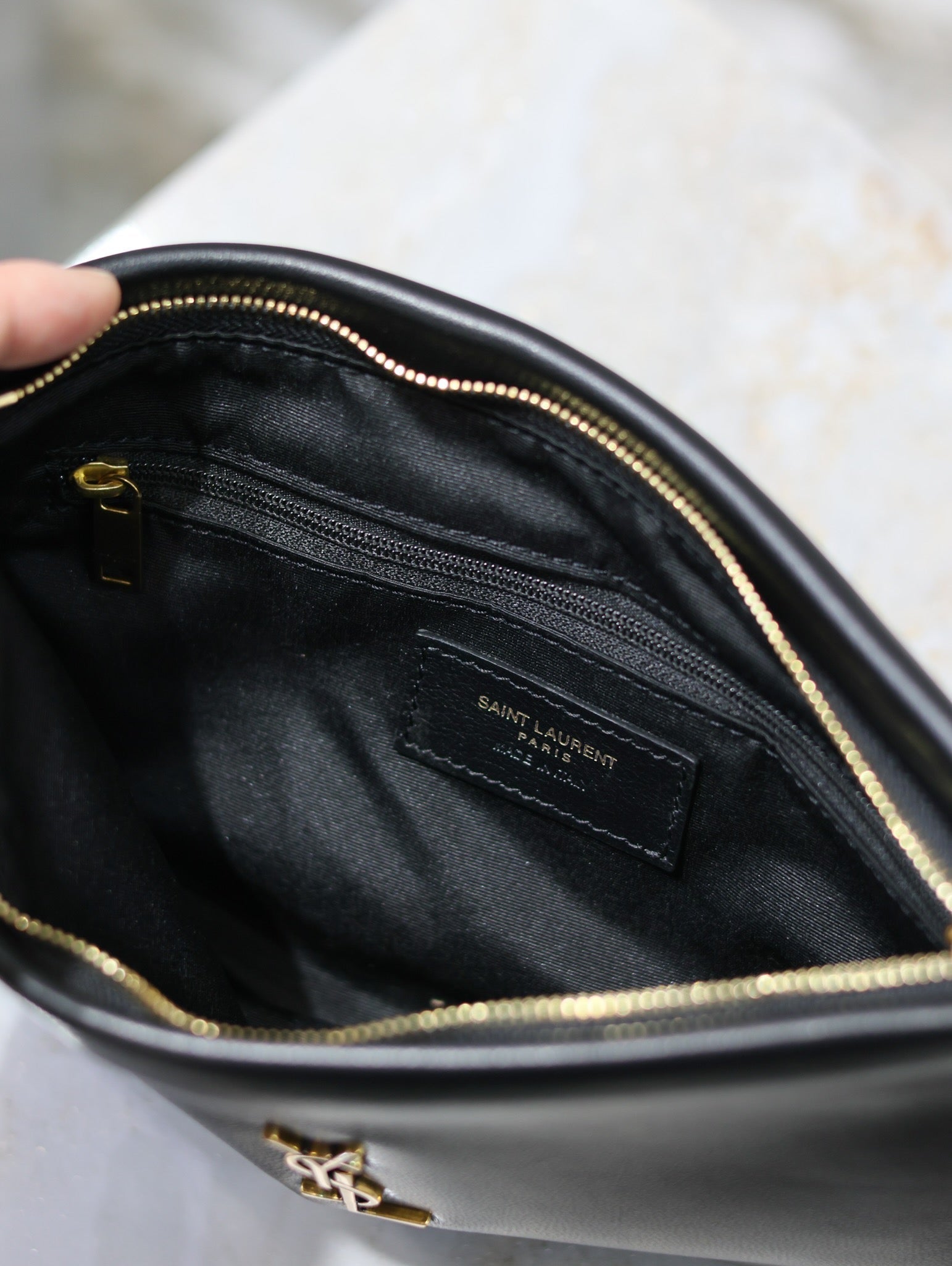 SAINT LAURENT CALYPSO SMALL POUCH 23 IN BLACK SMOOTH LAMBSKIN