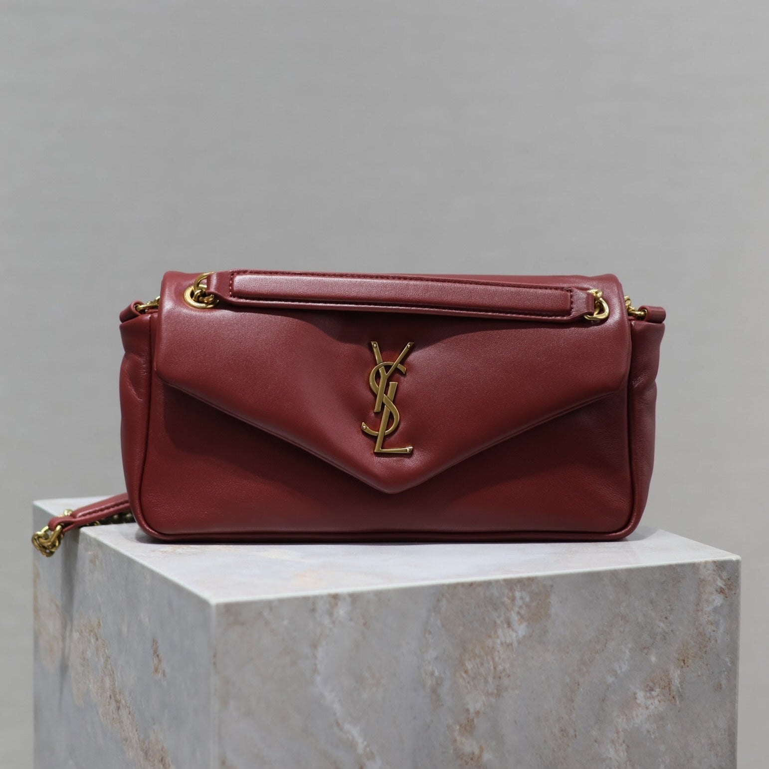 SAINT LAURENT YSL 25S CALYPSO HANDBAG 26 IN BURGUNDY LAMBSKIN GOLD HARDWRE