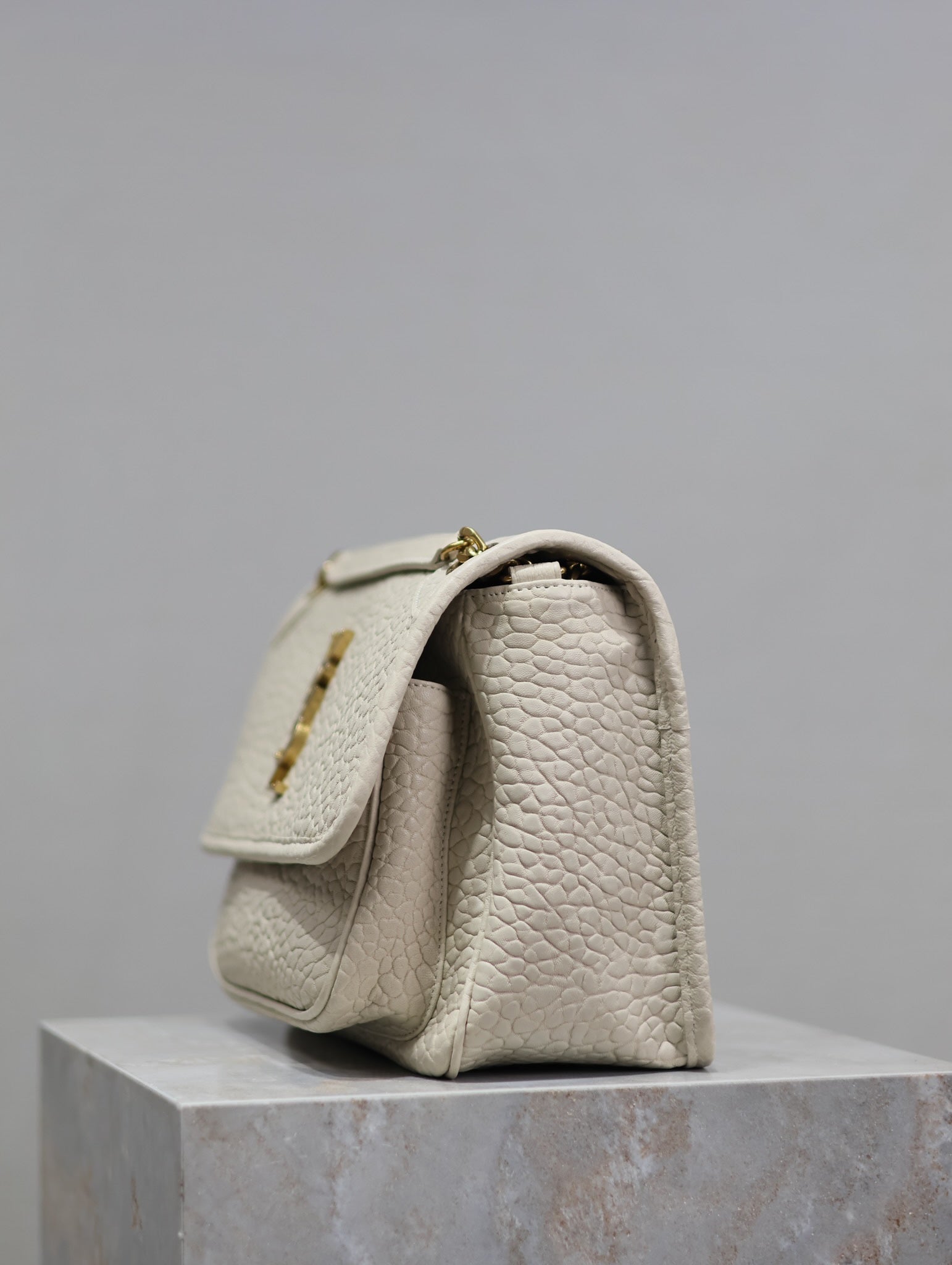 SAINT LAURENT NIKI MEDIUM 28 IN WHITE ELEPHANT PATTERN LAMBSKIN GOLD LOGO