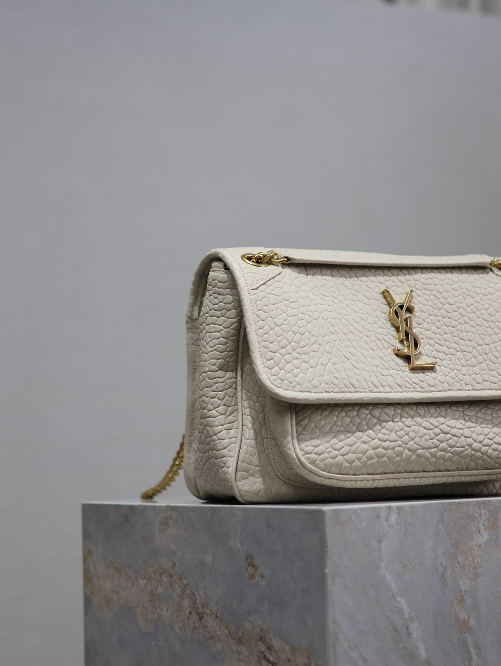 SAINT LAURENT NIKI MEDIUM 28 IN WHITE ELEPHANT PATTERN LAMBSKIN GOLD LOGO