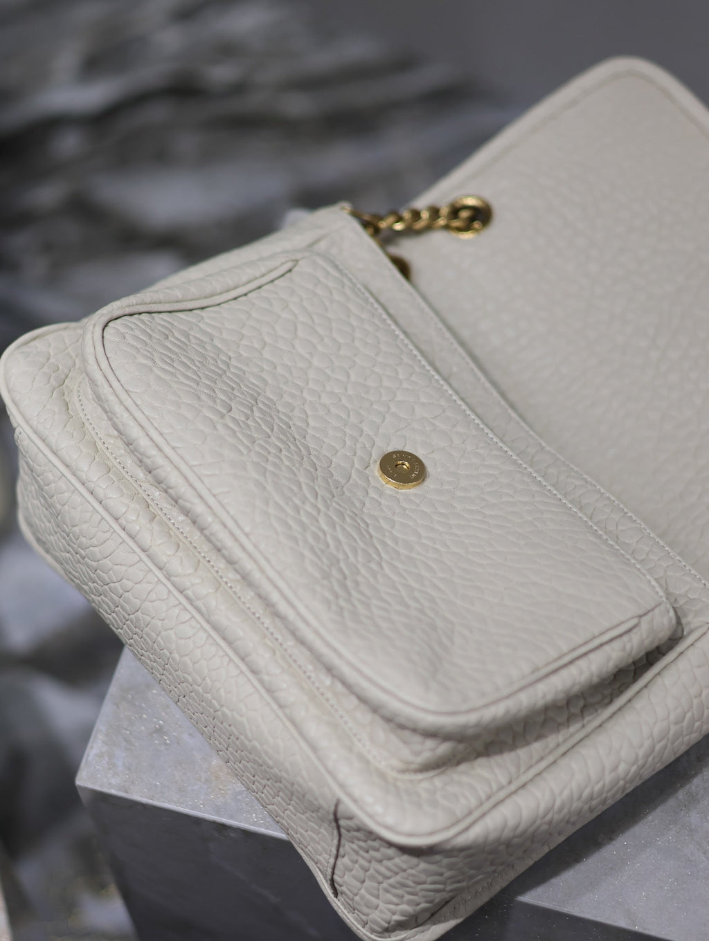 SAINT LAURENT NIKI MEDIUM 28 IN WHITE ELEPHANT PATTERN LAMBSKIN GOLD LOGO
