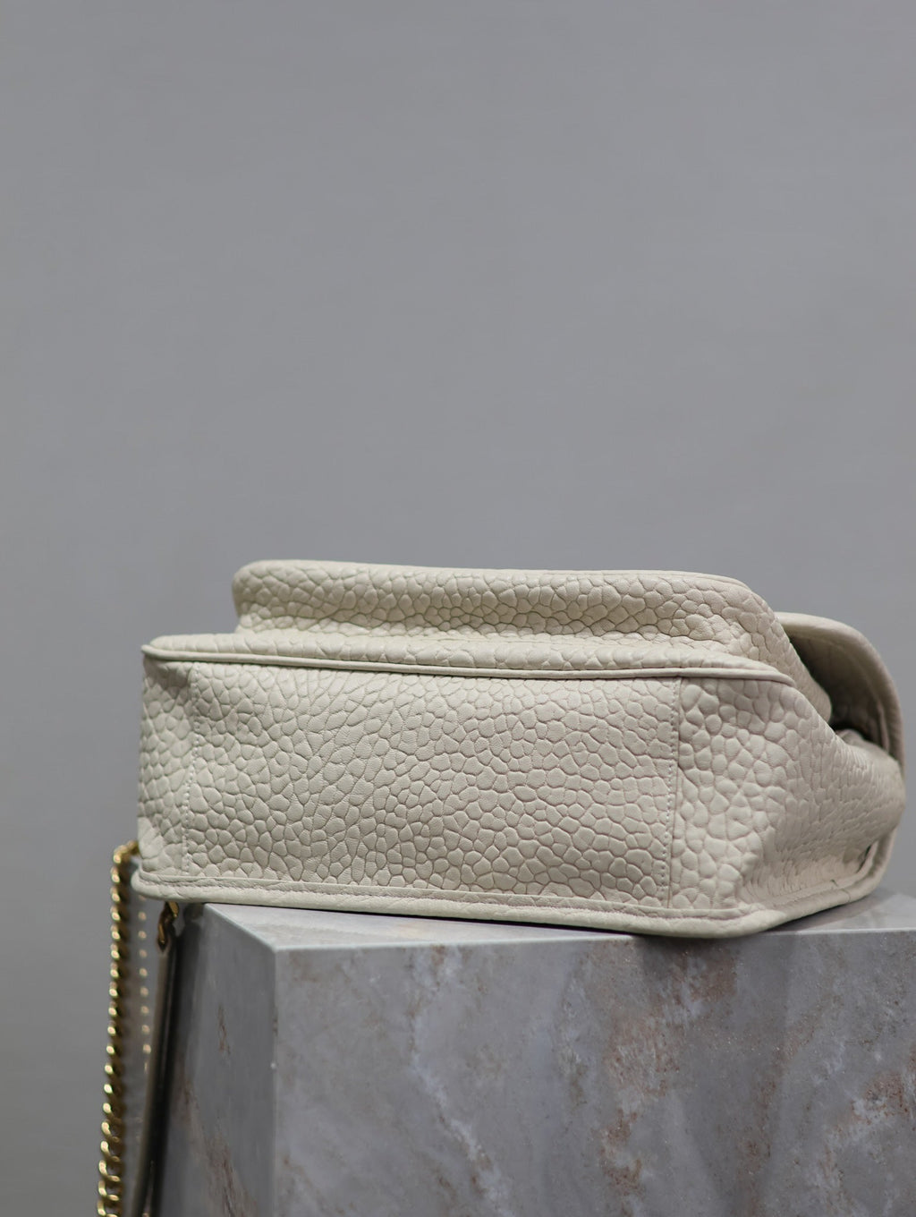 SAINT LAURENT NIKI MEDIUM 28 IN WHITE ELEPHANT PATTERN LAMBSKIN GOLD LOGO