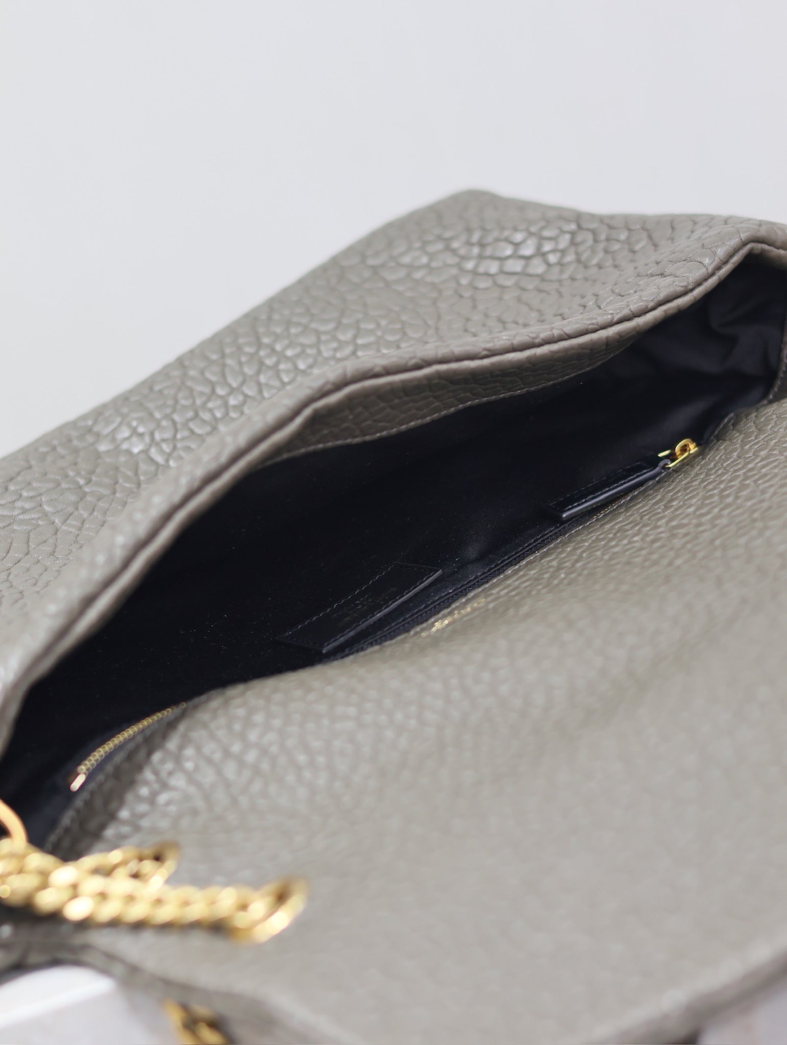 SAINT LAURENT YSL 25S CALYPSO BAG 38 IN ARMY GREEN GRAINED LAMBSKIN GOLD HARDWARE