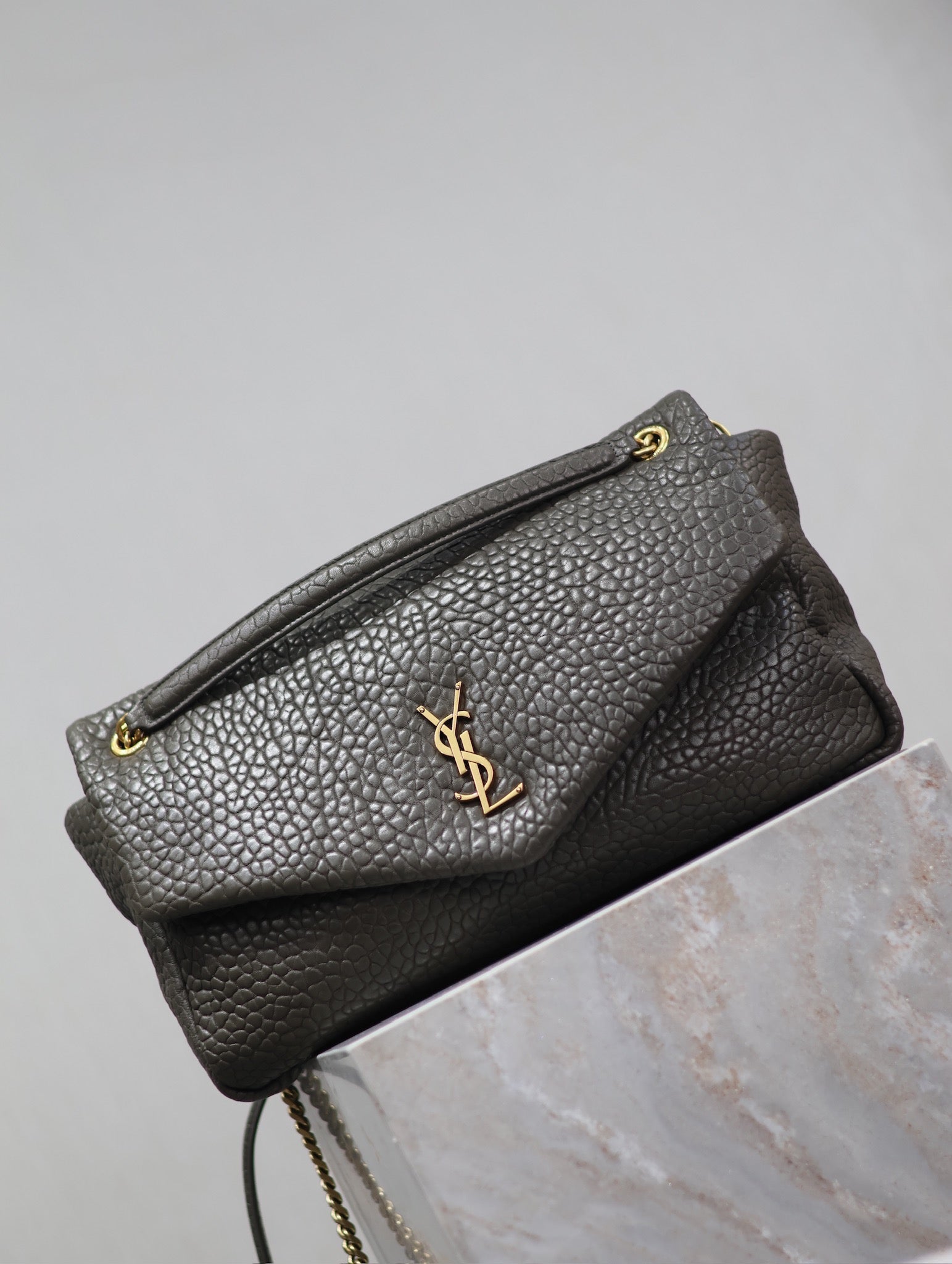 SAINT LAURENT YSL 25S CALYPSO BAG 38 IN ARMY GREEN GRAINED LAMBSKIN GOLD HARDWRE