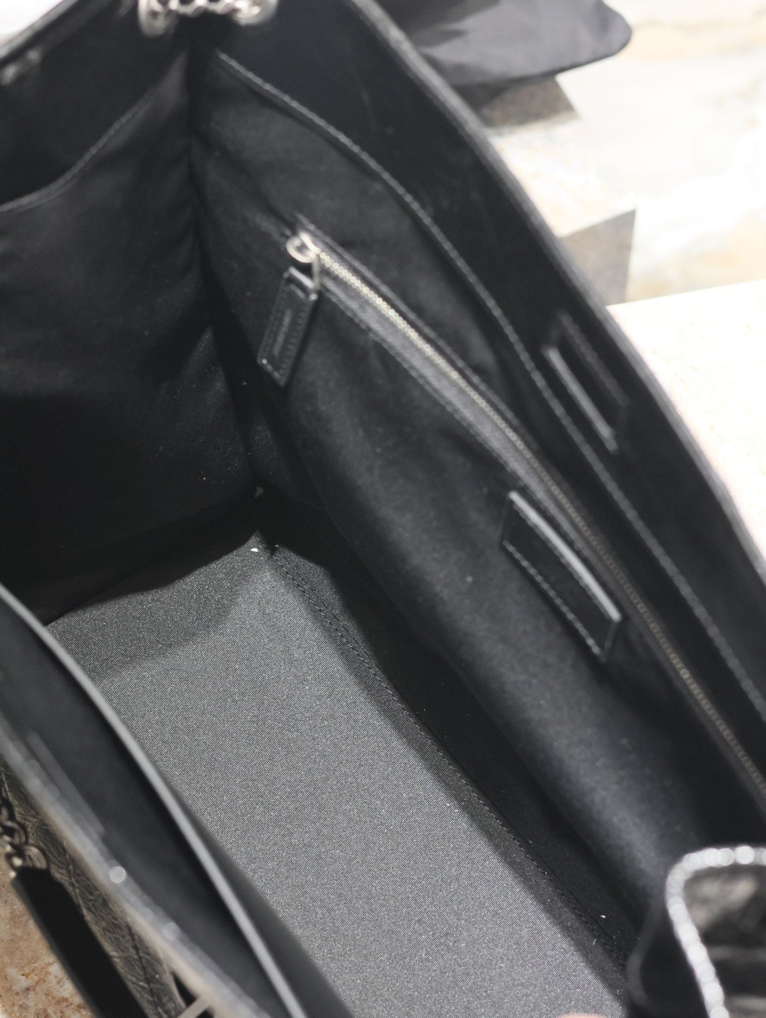 SAINT LAURENT NIKI SHOPPING BAG 39 IN BLACK CRUMPLED CALFSKIN SILVER HARDWARE